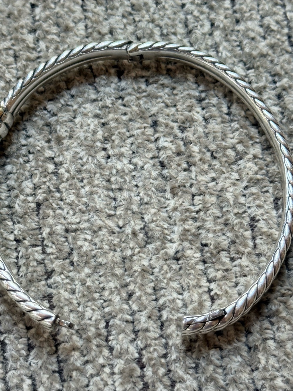 David Yurman 18k Gold , Sterling Silver Thoroughbred Cable hinged bracelet. EUC - Picture 10 of 16
